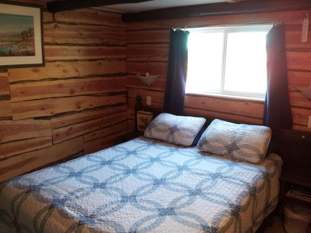 Steamboat Mountain Chalets Hotell Spillimacheen Rom bilde