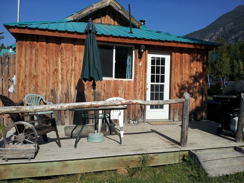 Steamboat Mountain Chalets Hotell Spillimacheen Rom bilde